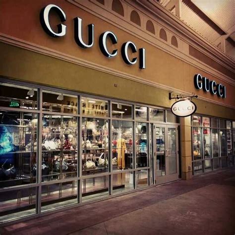 Gucci outlet .